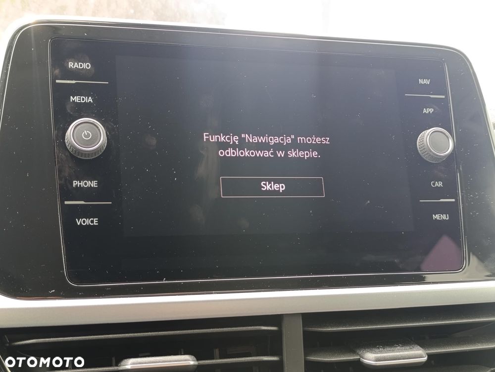 Volkswagen T-Roc 1.5 TSI Life - 32