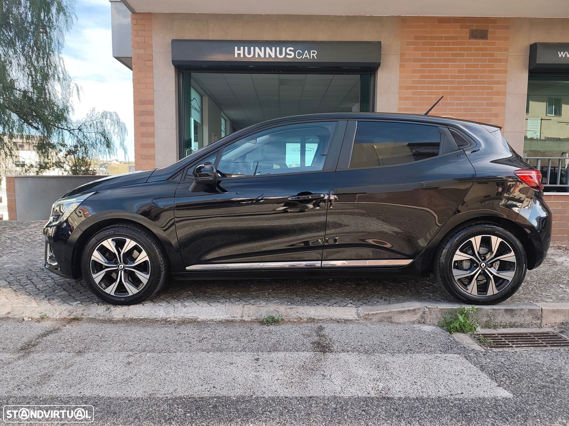 Renault Clio 1.5 Blue dCi Evolution - 11