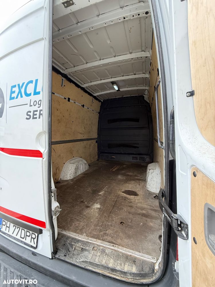 Mercedes-Benz Sprinter 6+1 locuri - 21