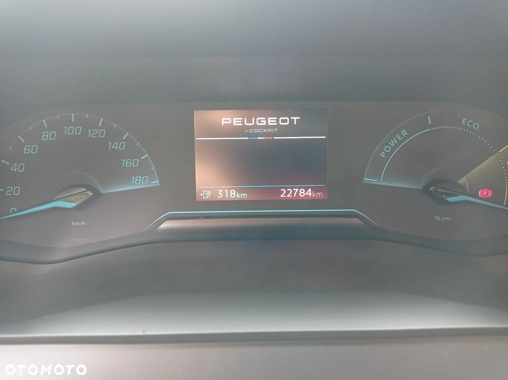 Peugeot 2008 - 8