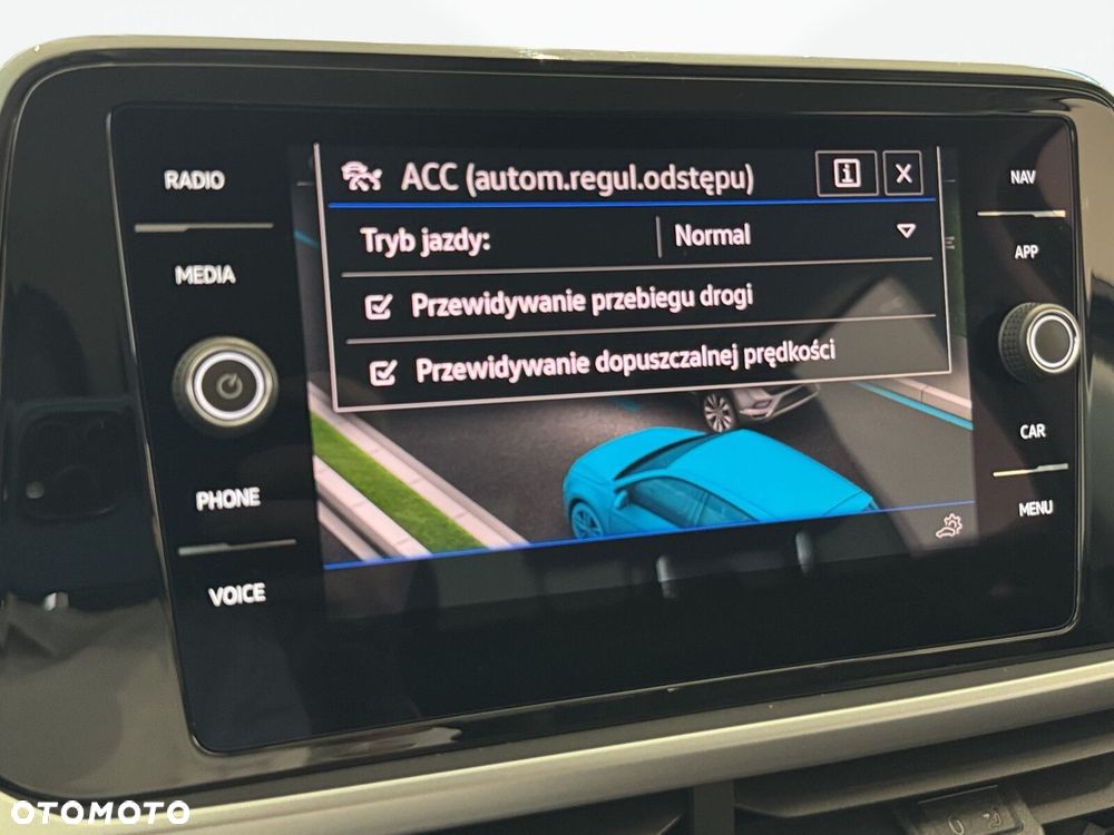 Volkswagen T-Roc - 33