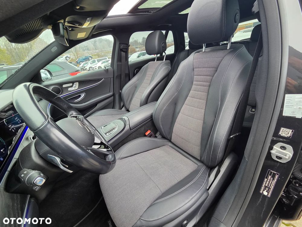 Mercedes-Benz Klasa E 300 de 4-Matic AMG/Avantgarde - 17