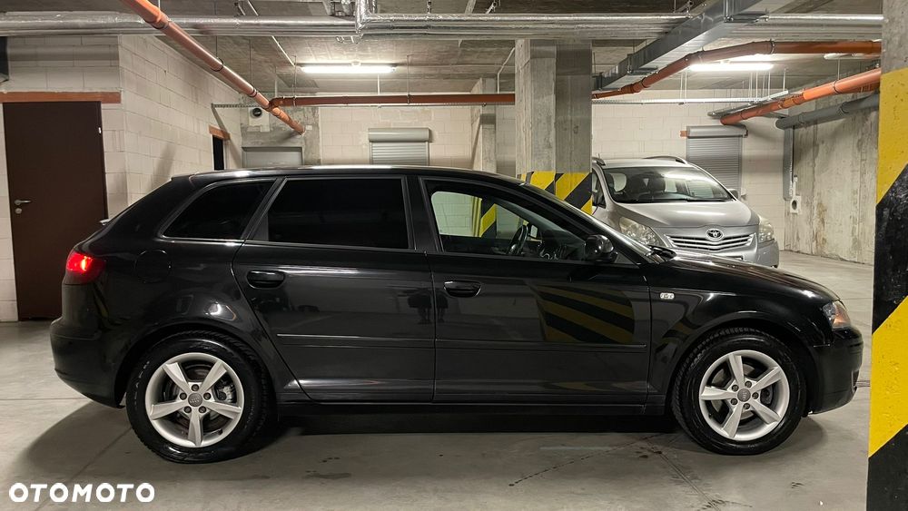 Audi A3 Sportback - 2