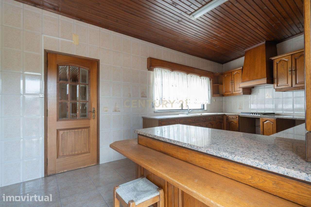 Encantadora Moradia em São Miguel de Poiares, Coimbra - Grande imagem: 5/54