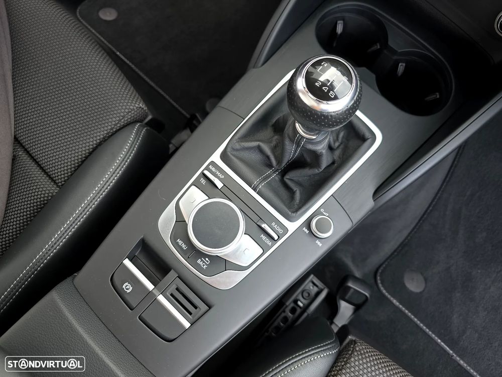 Audi A3 Limousine 1.6 TDI S-line - 25