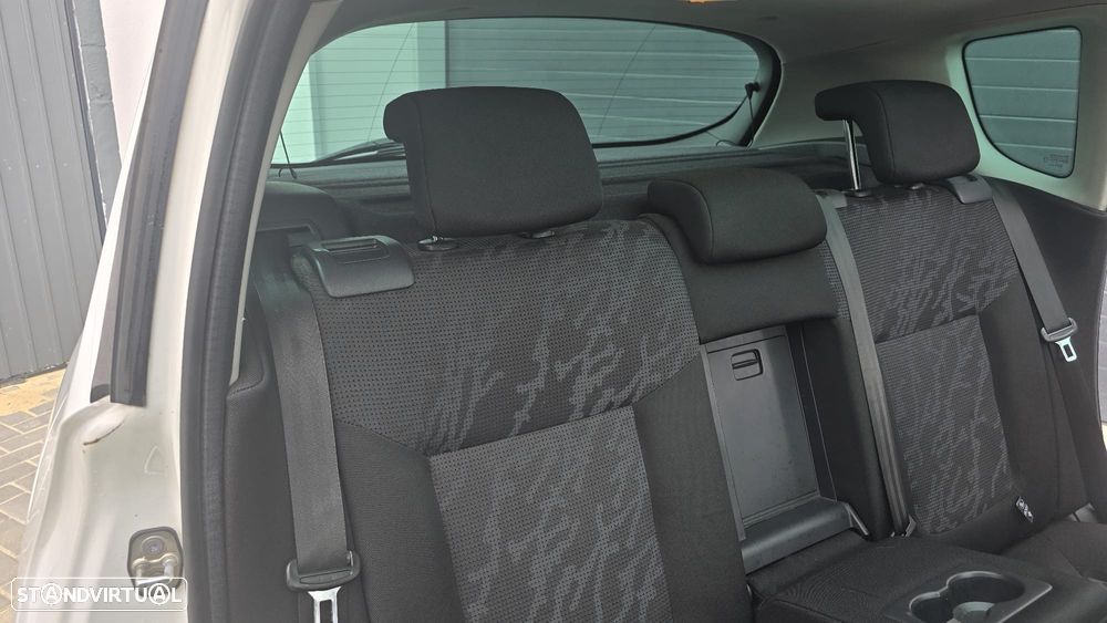 Peugeot 3008 1.6 HDi Sport - 13