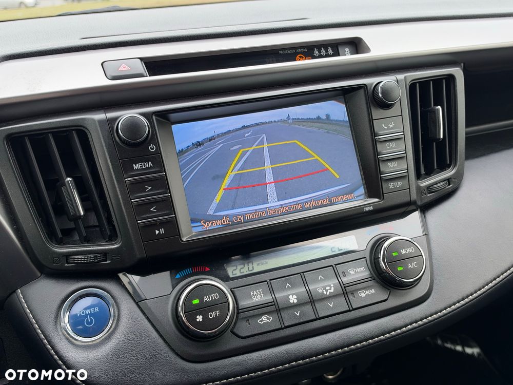 Toyota RAV4 Hybrid Premium 4x2 - 30