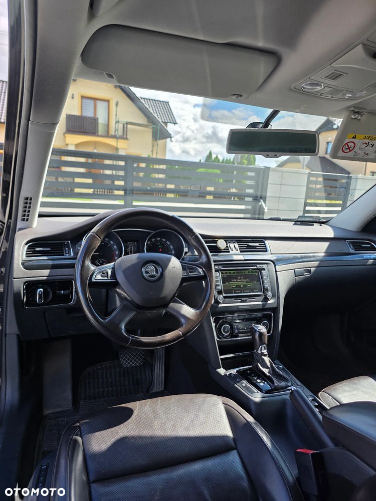 Skoda Superb 2.0 TDI 4x4 L&K DSG - 14