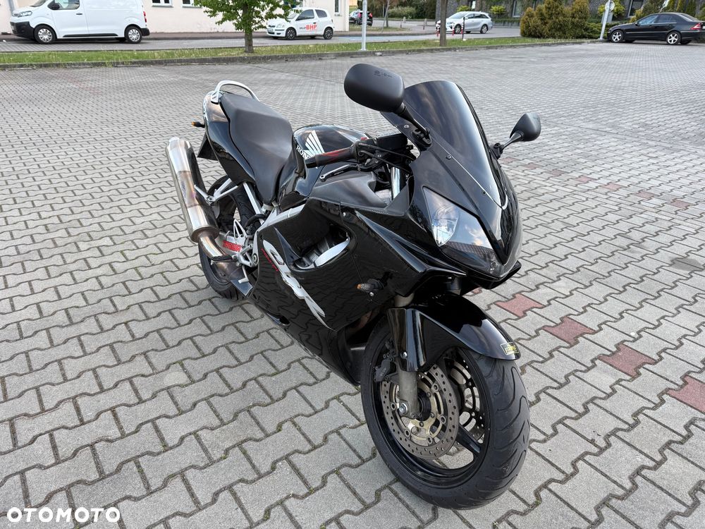 Honda CBR - 4
