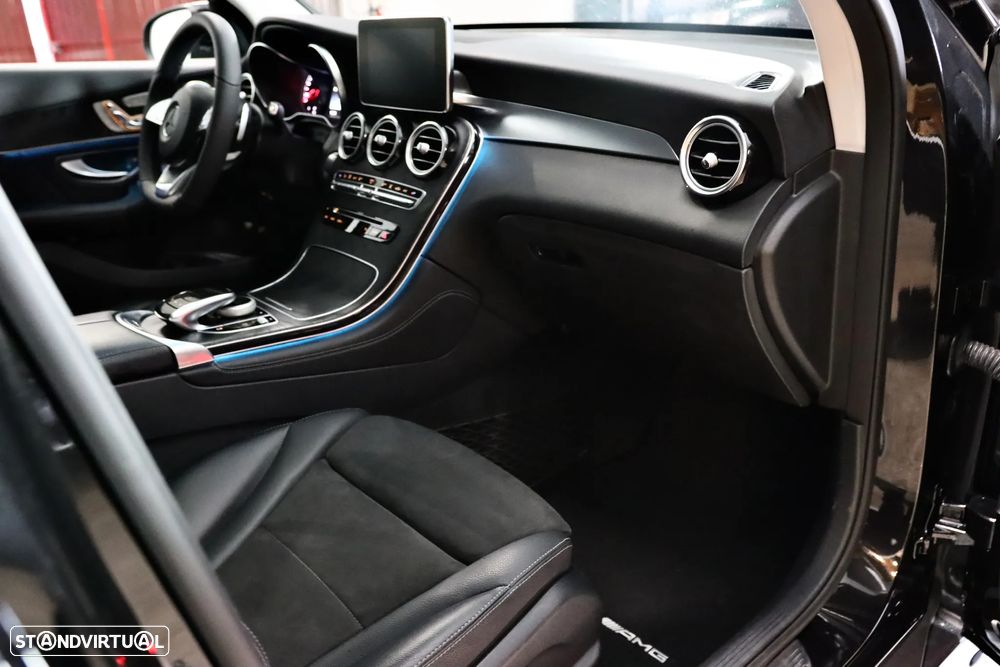 Mercedes-Benz GLC 350 e 4Matic 7G-TRONIC AMG Line - 27