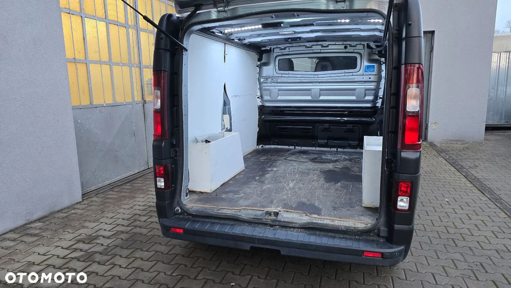 Renault Trafic - 8