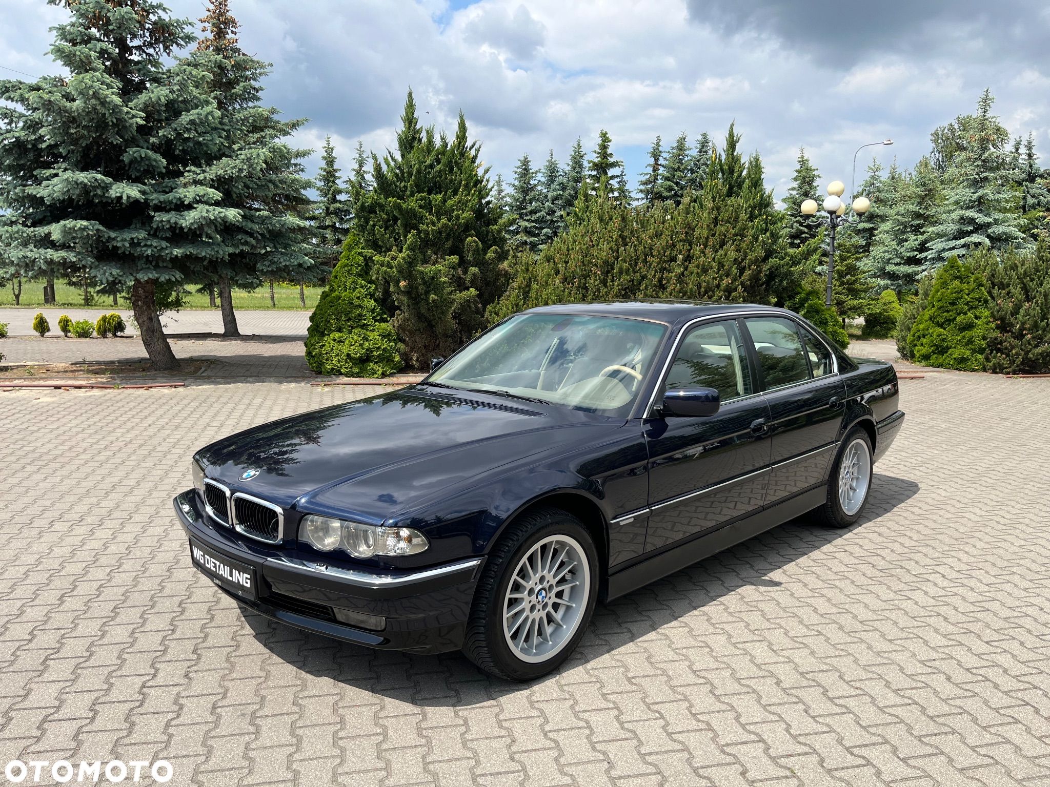 BMW Seria 7 728i L - 1