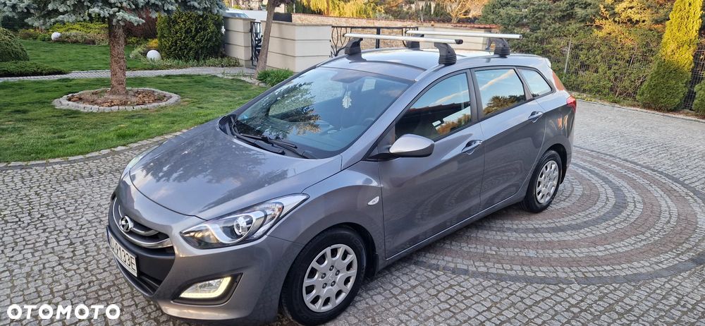 Hyundai i30 1.6 CRDi Comfort - 38