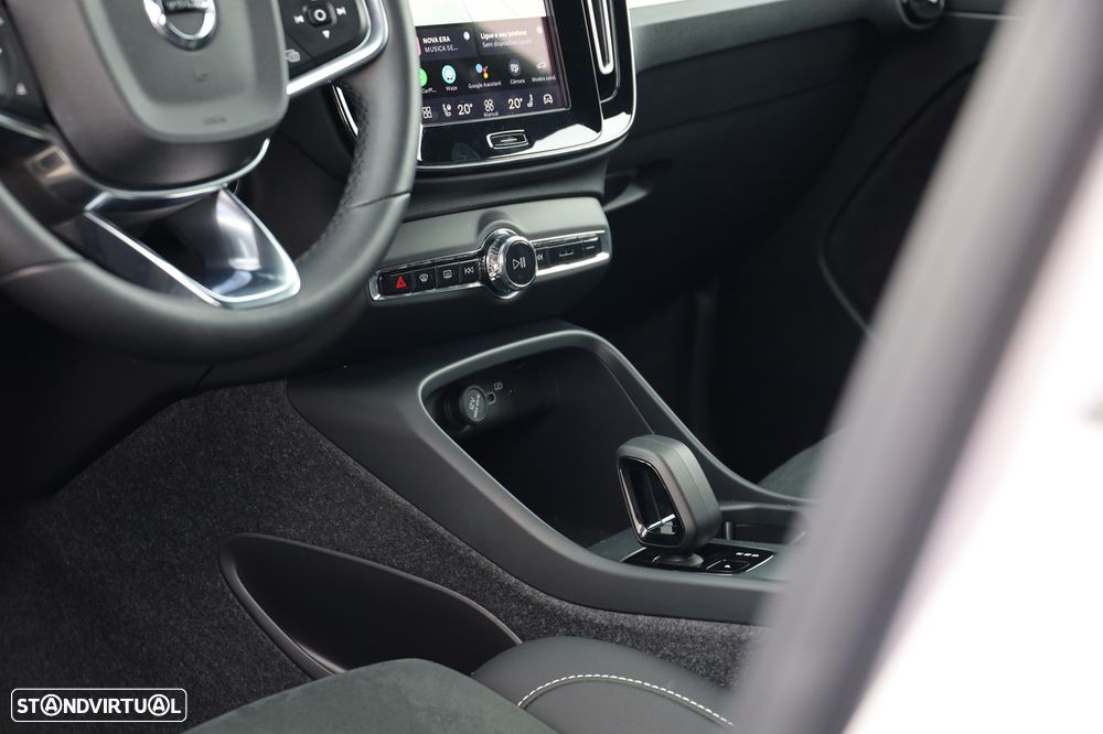 Volvo XC 40 2.0 B3 Core - 13