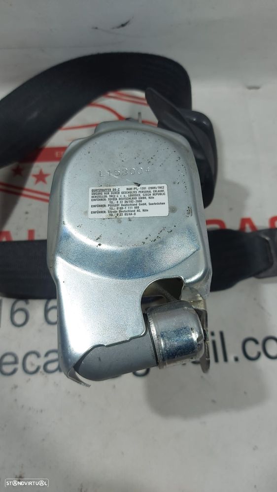 Cinto de Segurança Com Pré Tensor Frente Direito Toyota Corolla Aygo L153004 Original - 3