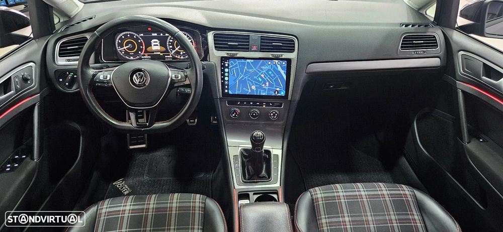 VW Golf 1.2 TSi BlueMotion Comfortline - 11