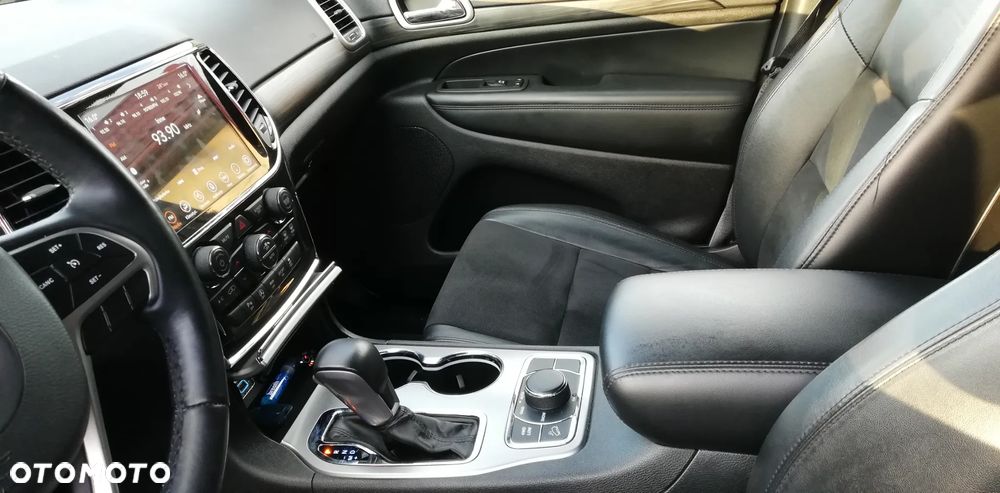 Jeep Grand Cherokee 3.6 V6 Laredo - 8