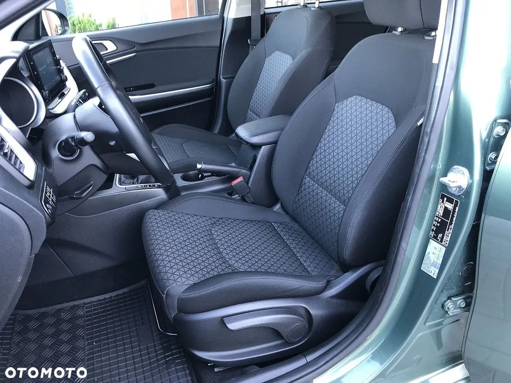 Kia Ceed 1.5 T-GDI L - 10