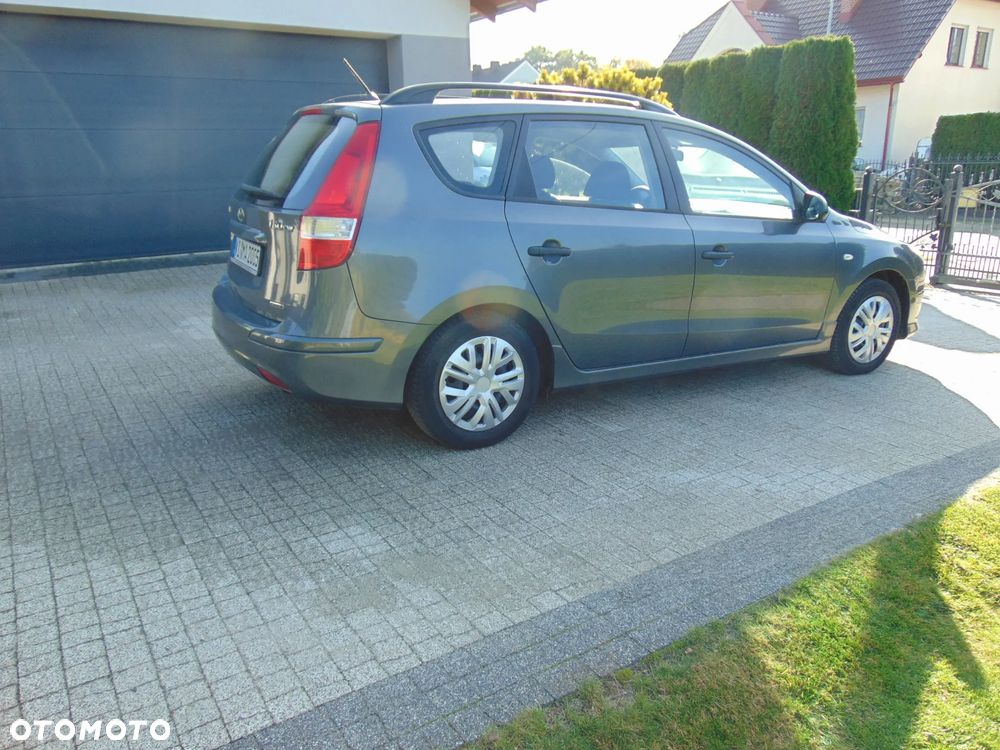 Hyundai i30 1.6 CRDi Blue Classic - 5