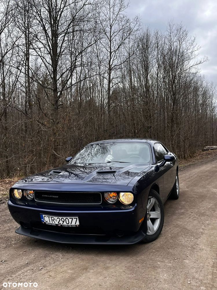 Dodge Challenger - 1