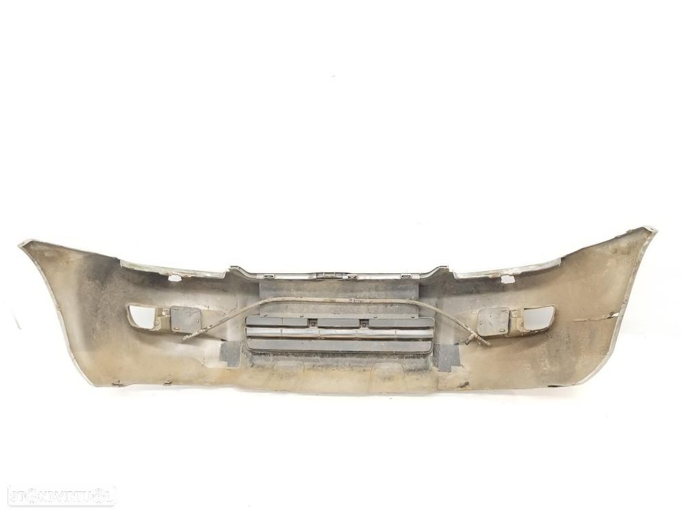 PÁRA-CHOQUES DIANTEIRO TOYOTA LAND CRUISER J12 - 4