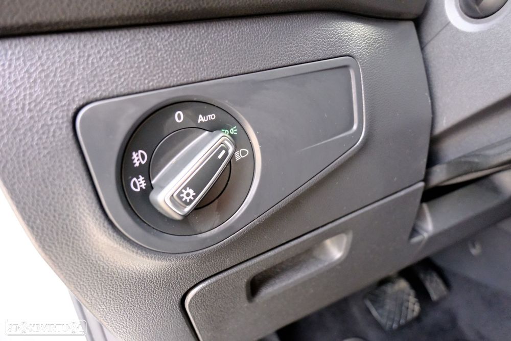 VW Tiguan Allspace 2.0 TDI Confortline DSG - 32