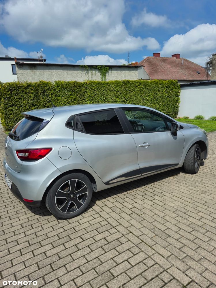 Renault Clio dCi 90 Dynamique - 10