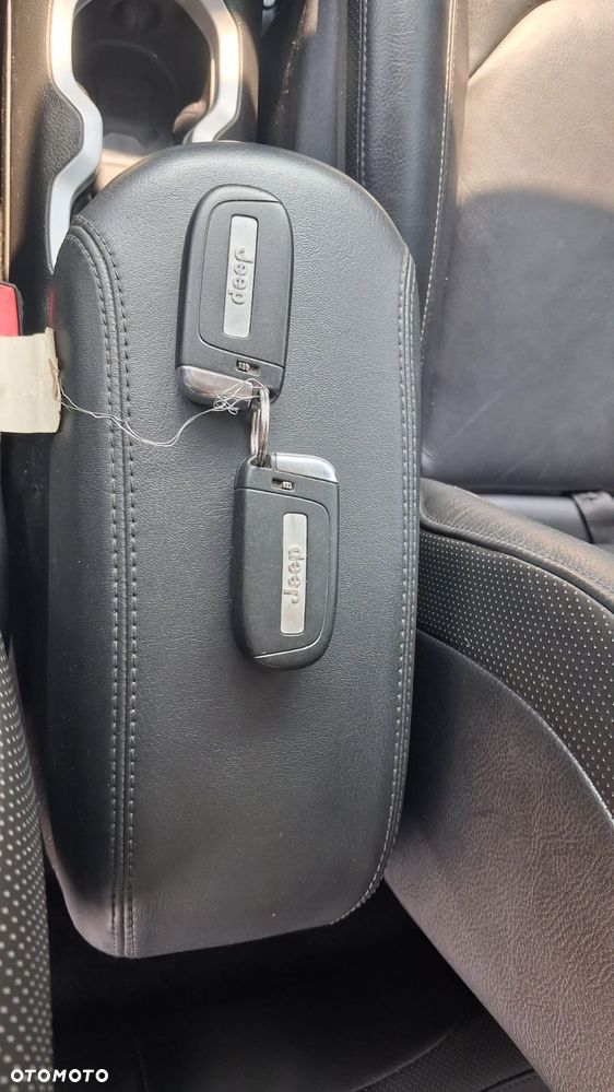 Jeep Renegade 1.4 MultiAir DSG Business Line - 22