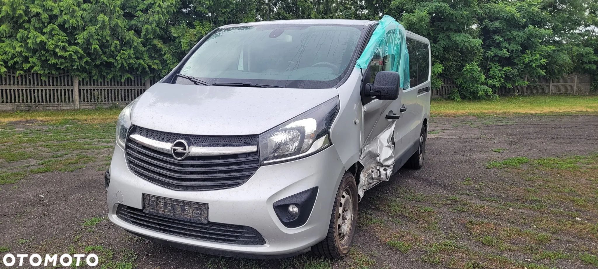 Opel Vivaro - 1