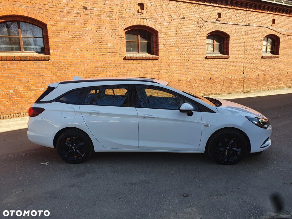 Opel Astra 1.6 CDTI Sport - 9