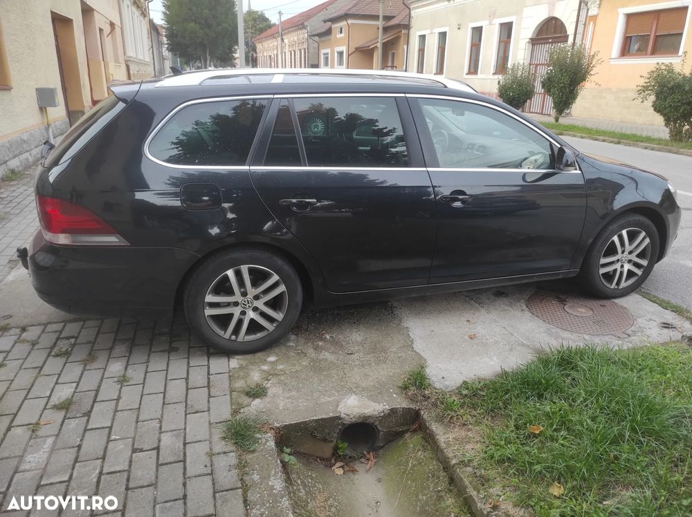 Volkswagen Golf 1.6 TDI DPF BMT DSG Comfortline - 4