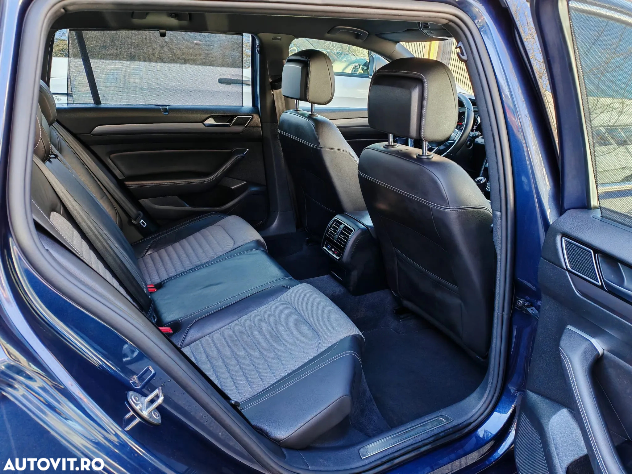 Volkswagen Passat Variant 1.6 TDI R Executive - 7