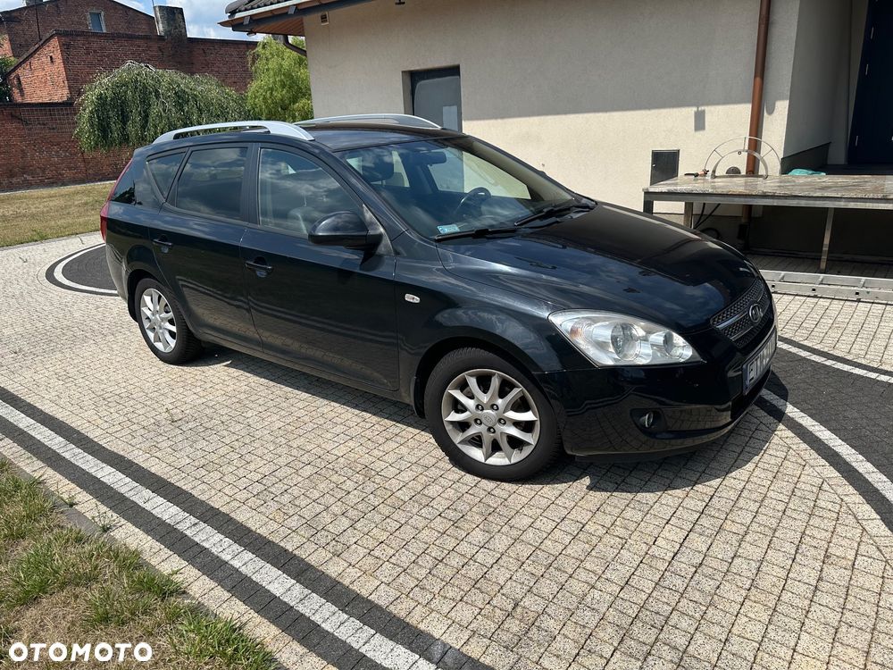 Kia Ceed 2.0 crdi Optimum + - 5