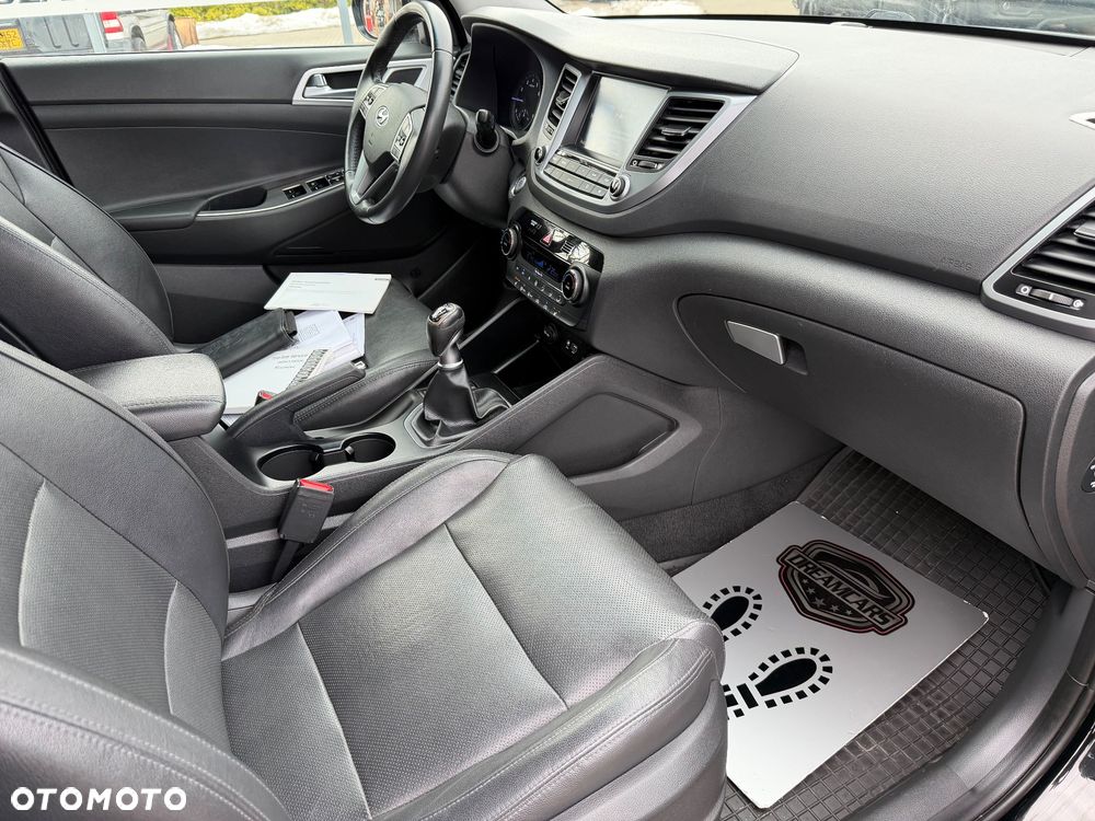 Hyundai Tucson - 16