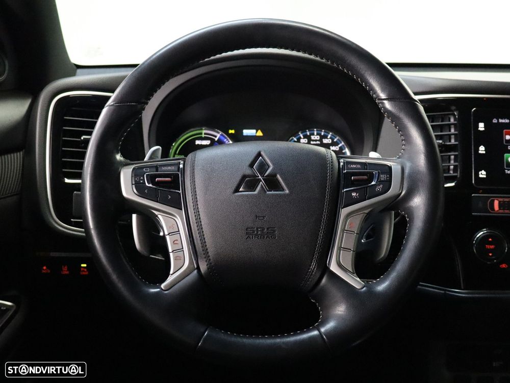 Mitsubishi Outlander 2.4 Instyle - 10