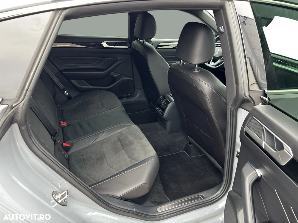 Volkswagen ARTEON 2.0 TSI DSG R-Line - 24