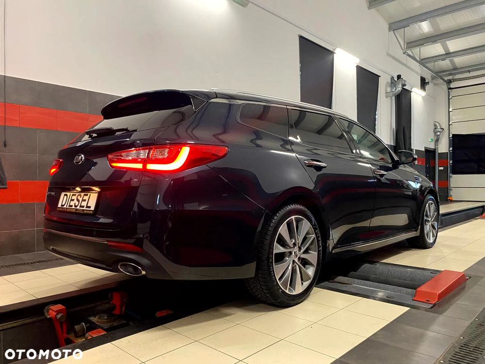Kia Optima 1.7 CRDI XL DCT - 11