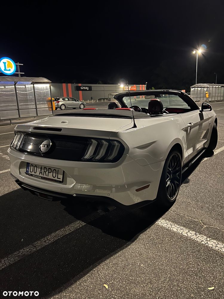 Ford Mustang 5.0 V8 GT - 6