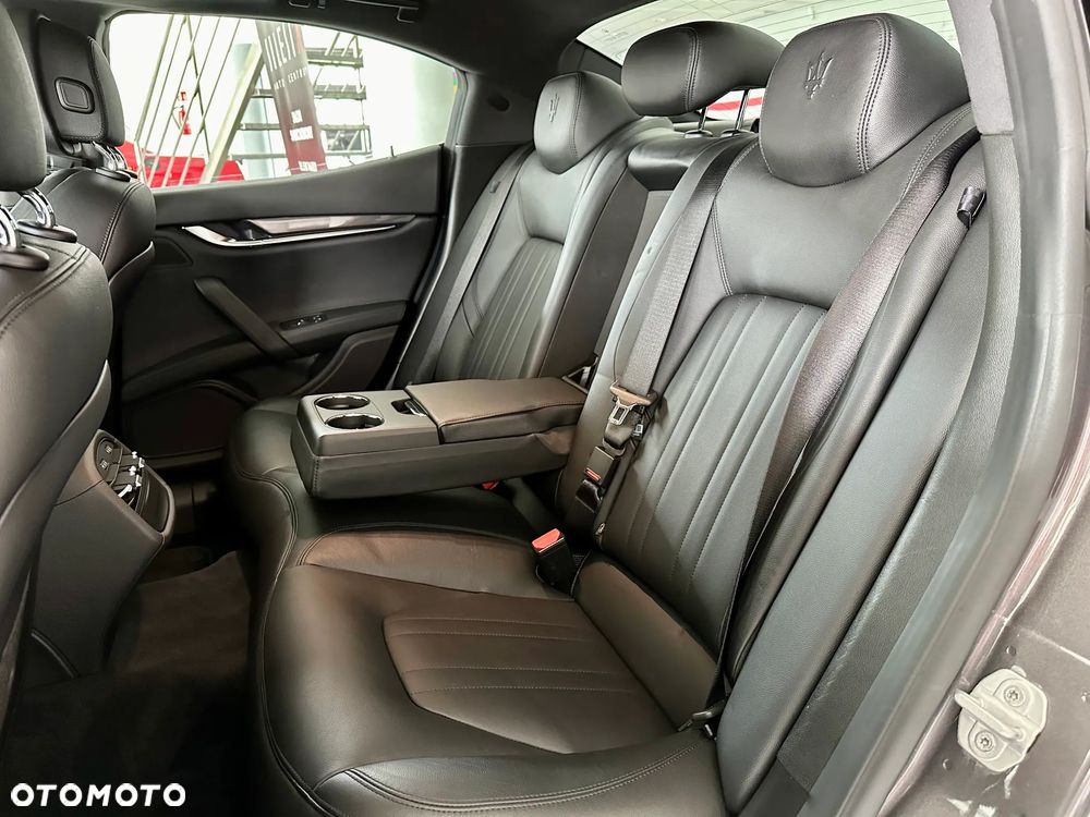 Maserati Ghibli S Q4 - 12