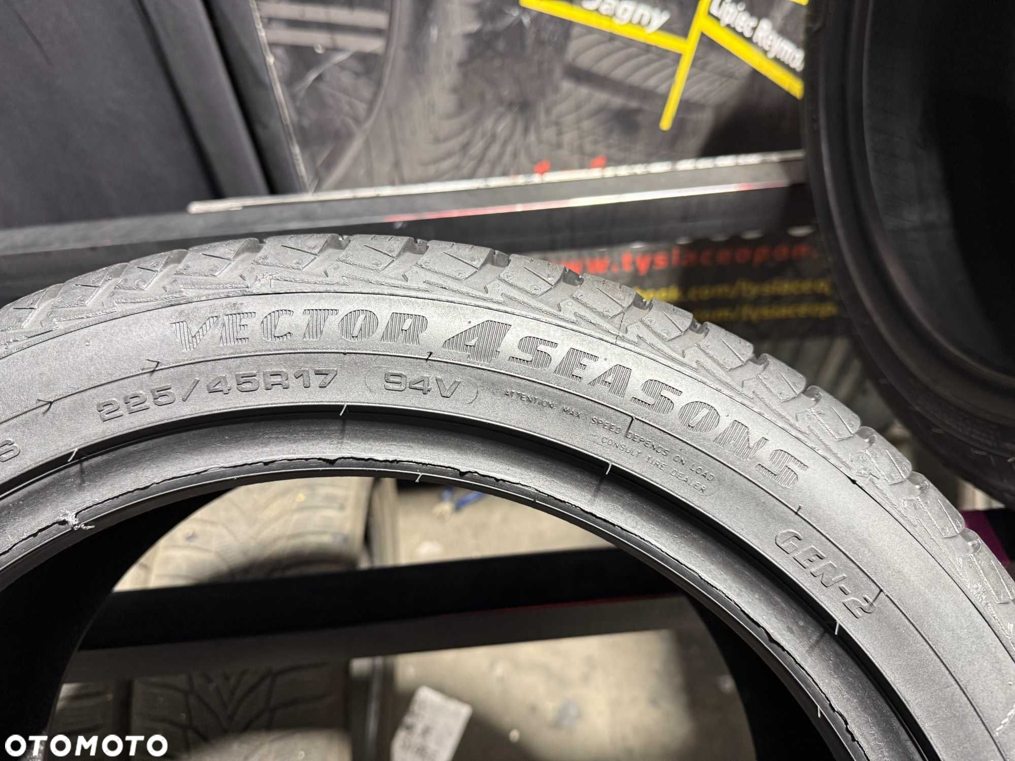 Opony Całoroczne 225/45/17 GOODYEAR Vector4Seasons #*3292 - 4