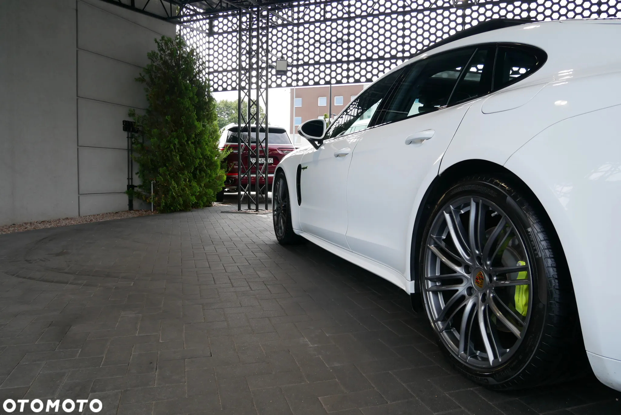 Porsche Panamera - 35