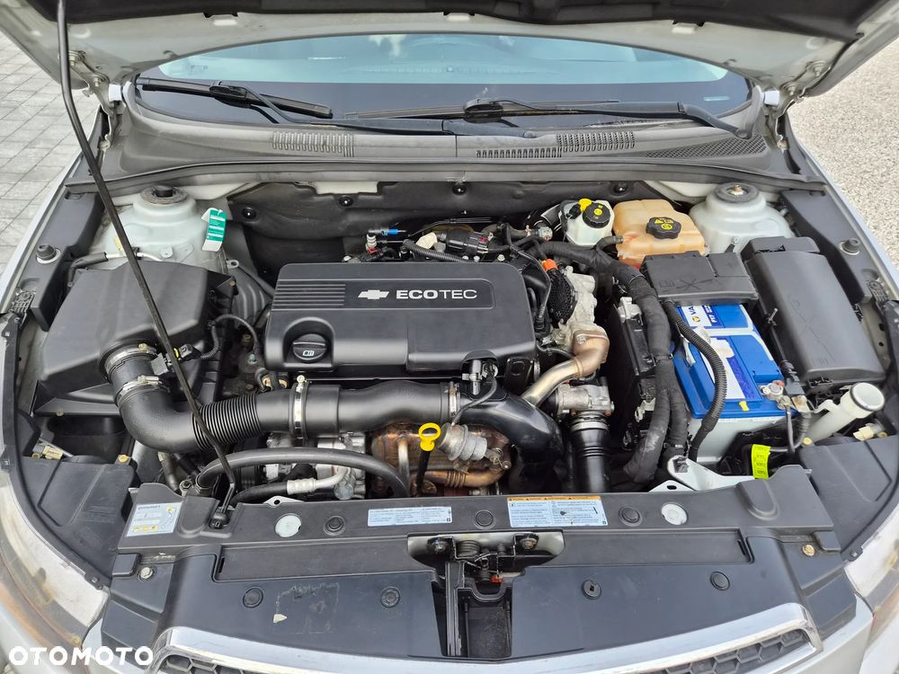 Chevrolet Cruze - 30