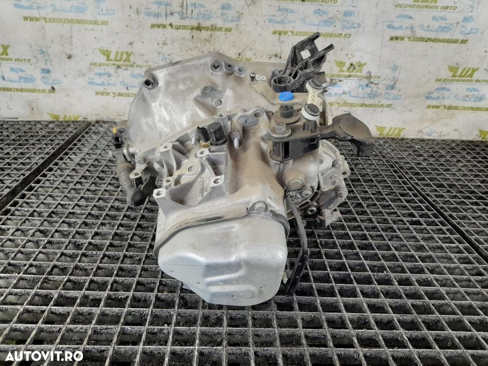 Cutie viteze manuala 5 trepte 9812128610 1.2 benzina HMR Citroen C3 3 - 5