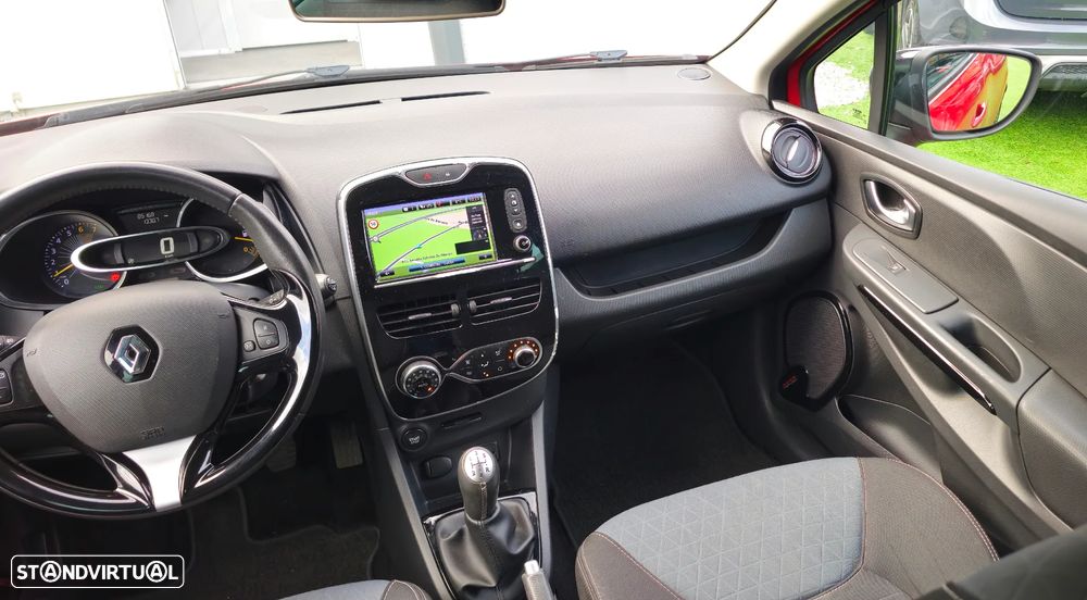 Renault Clio Sport Tourer 0.9 TCE Limited - 13