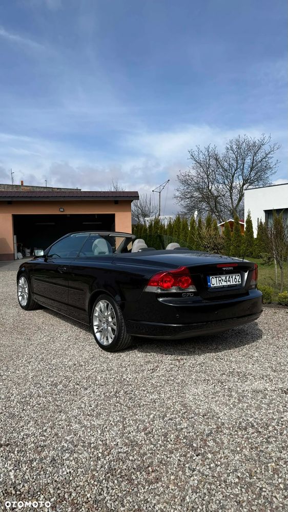 Volvo C70 2.4i Momentum - 9