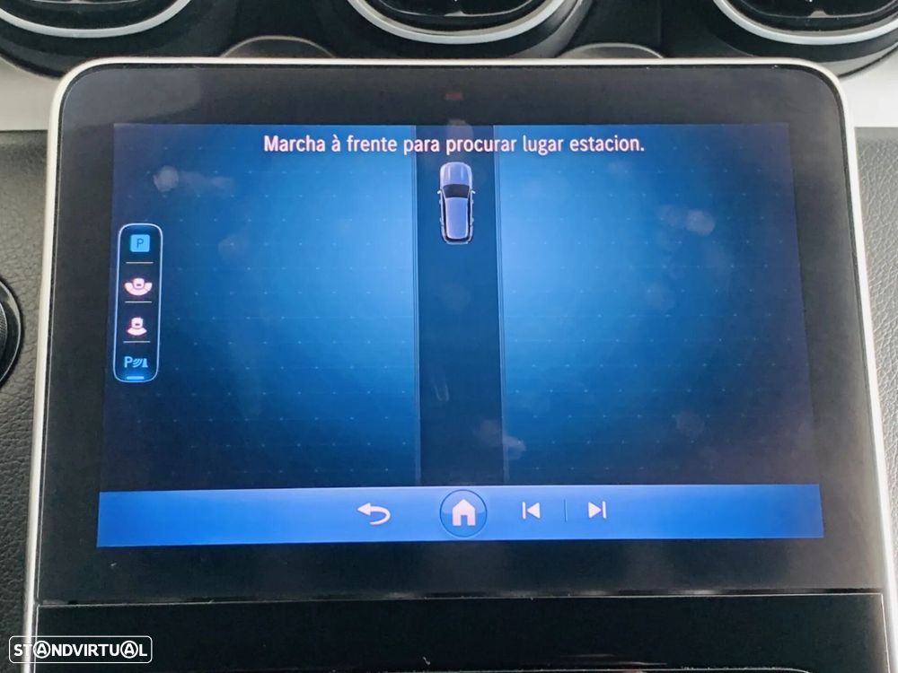 Mercedes-Benz C 200 - 29