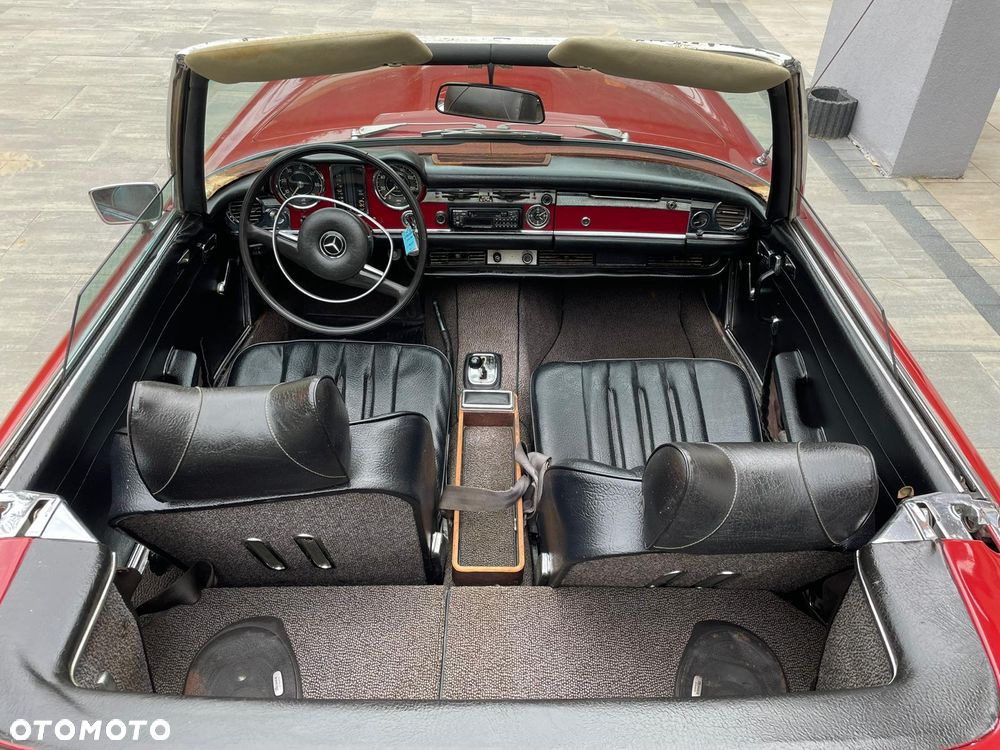 Mercedes-Benz 280 - 9