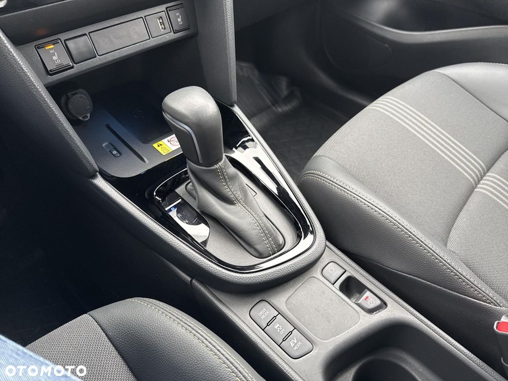 Toyota Yaris Cross Hybrid 1.5 Adventure - 24