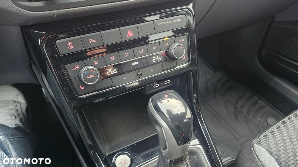 Volkswagen T-Cross 1.0 TSI OPF DSG R-Line - 21