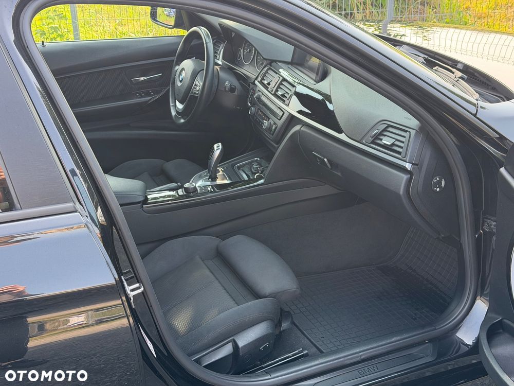 BMW Seria 3 - 18